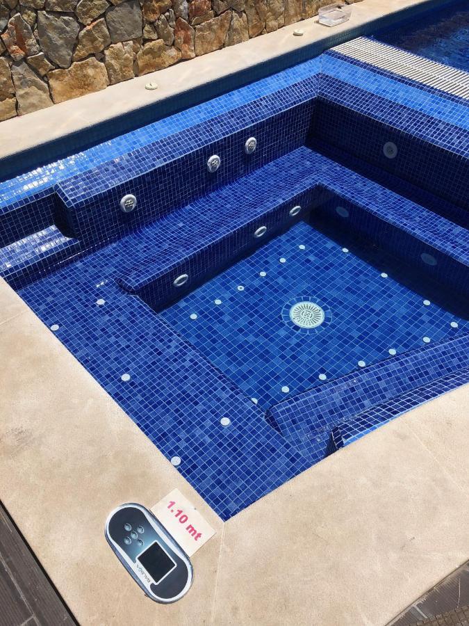 Full Private 300Sqm Villa Jacuzzi Heated Pool Ideal & Quiet Location Albufeira Dış mekan fotoğraf