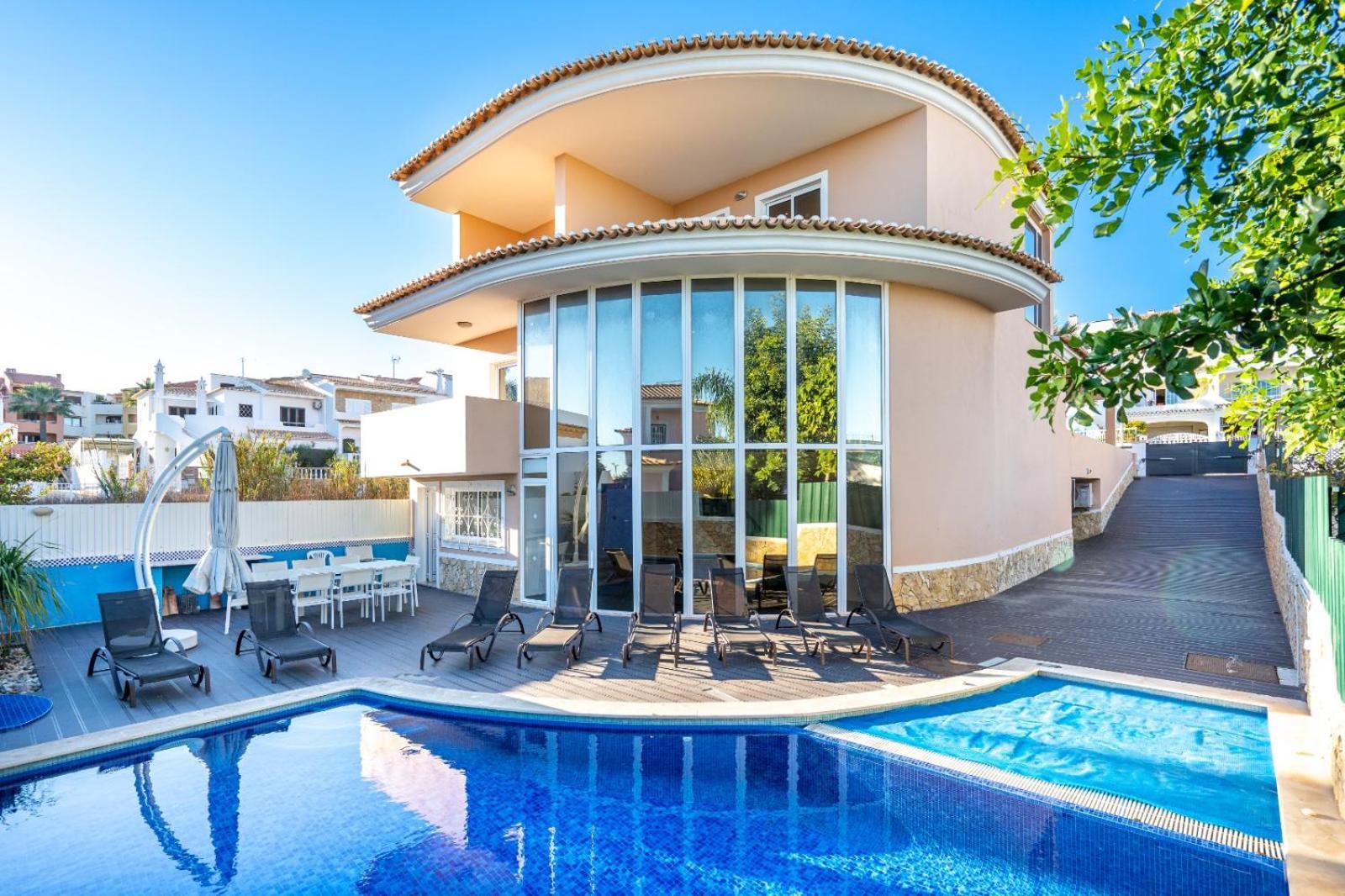 Full Private 300Sqm Villa Jacuzzi Heated Pool Ideal & Quiet Location Albufeira Dış mekan fotoğraf