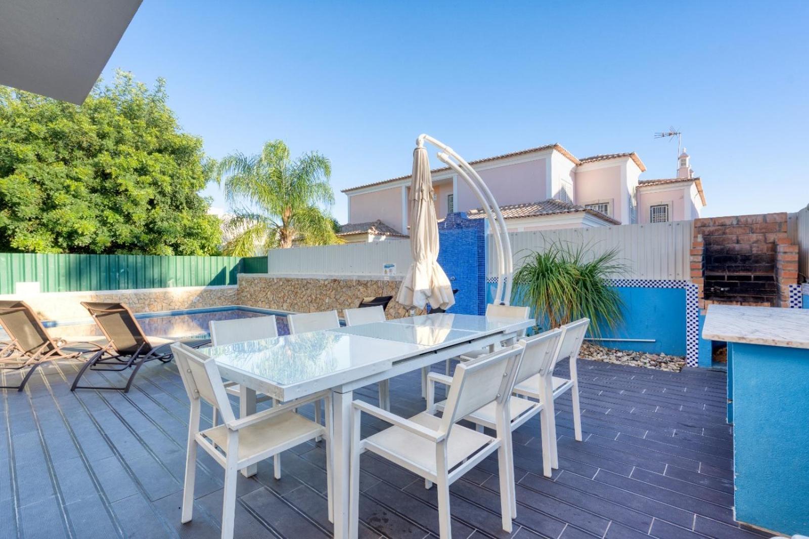 Full Private 300Sqm Villa Jacuzzi Heated Pool Ideal & Quiet Location Albufeira Dış mekan fotoğraf