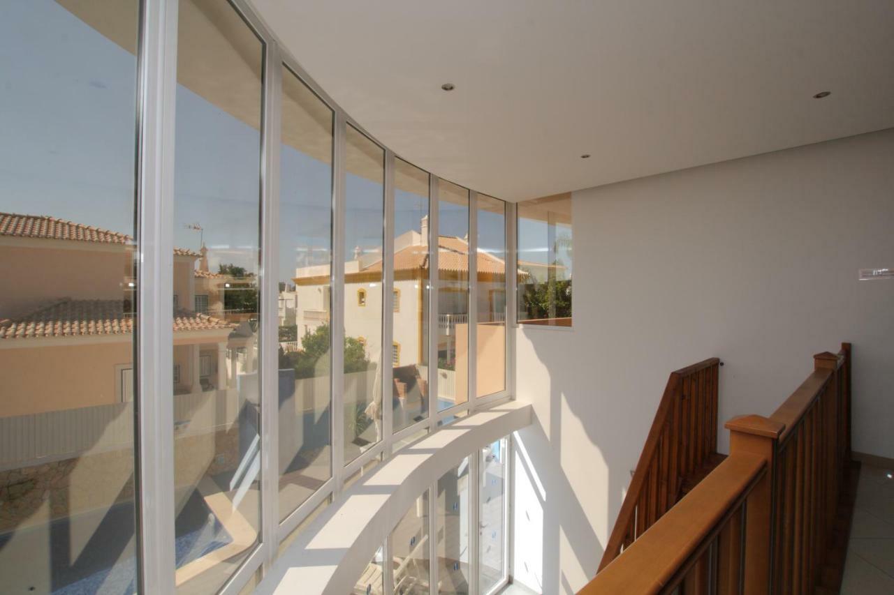 Full Private 300Sqm Villa Jacuzzi Heated Pool Ideal & Quiet Location Albufeira Dış mekan fotoğraf