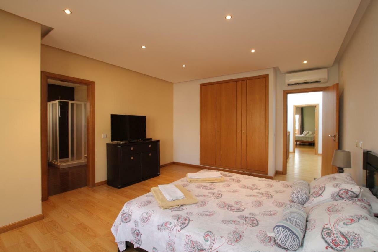 Full Private 300Sqm Villa Jacuzzi Heated Pool Ideal & Quiet Location Albufeira Dış mekan fotoğraf