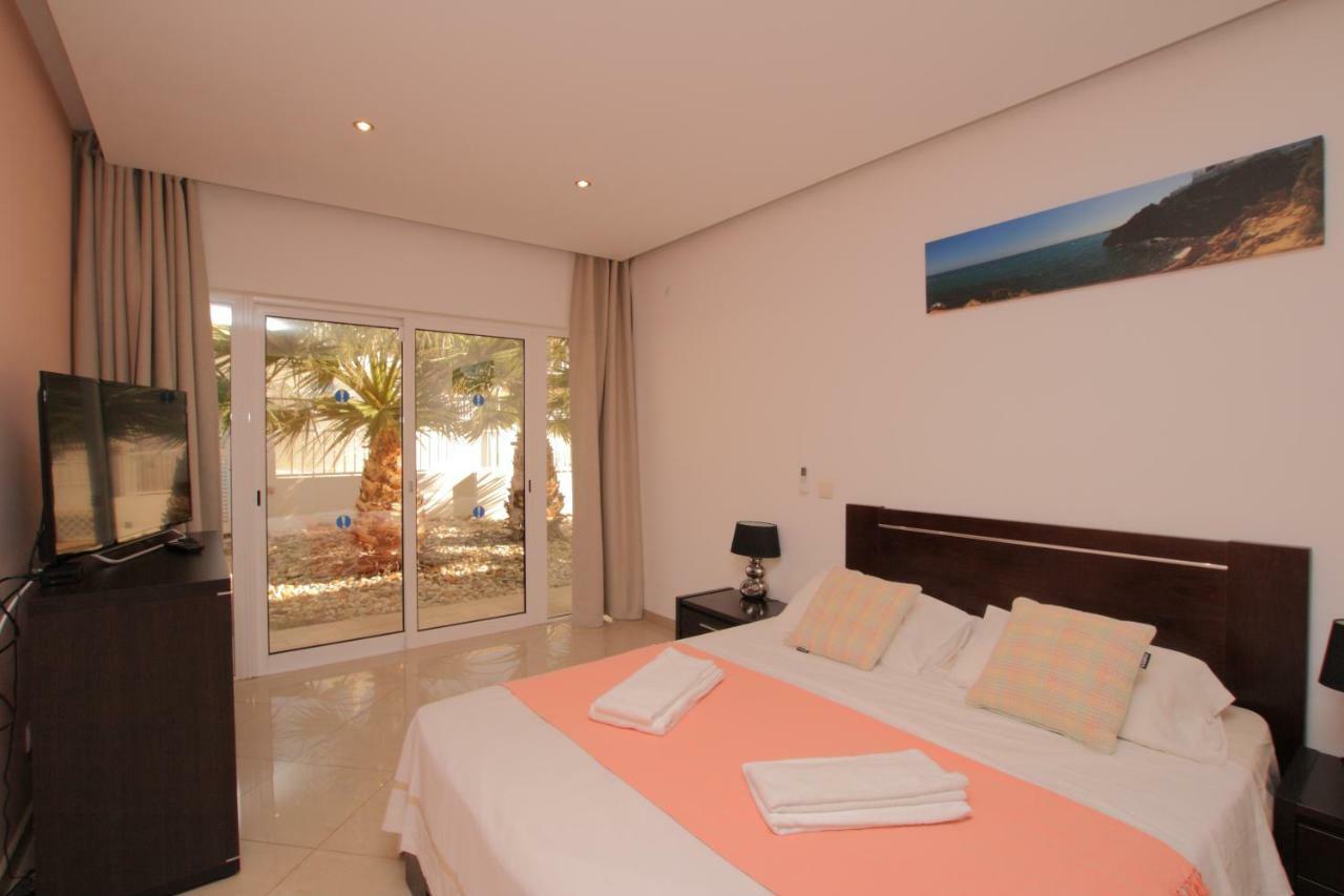 Full Private 300Sqm Villa Jacuzzi Heated Pool Ideal & Quiet Location Albufeira Dış mekan fotoğraf